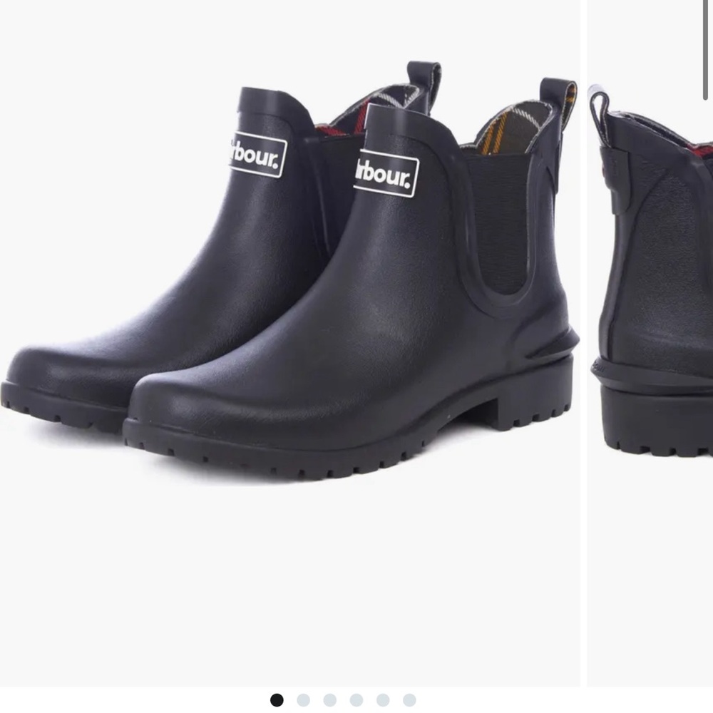Barbour Boots. Outdoor/rain. Great for gardening. Black size 8W